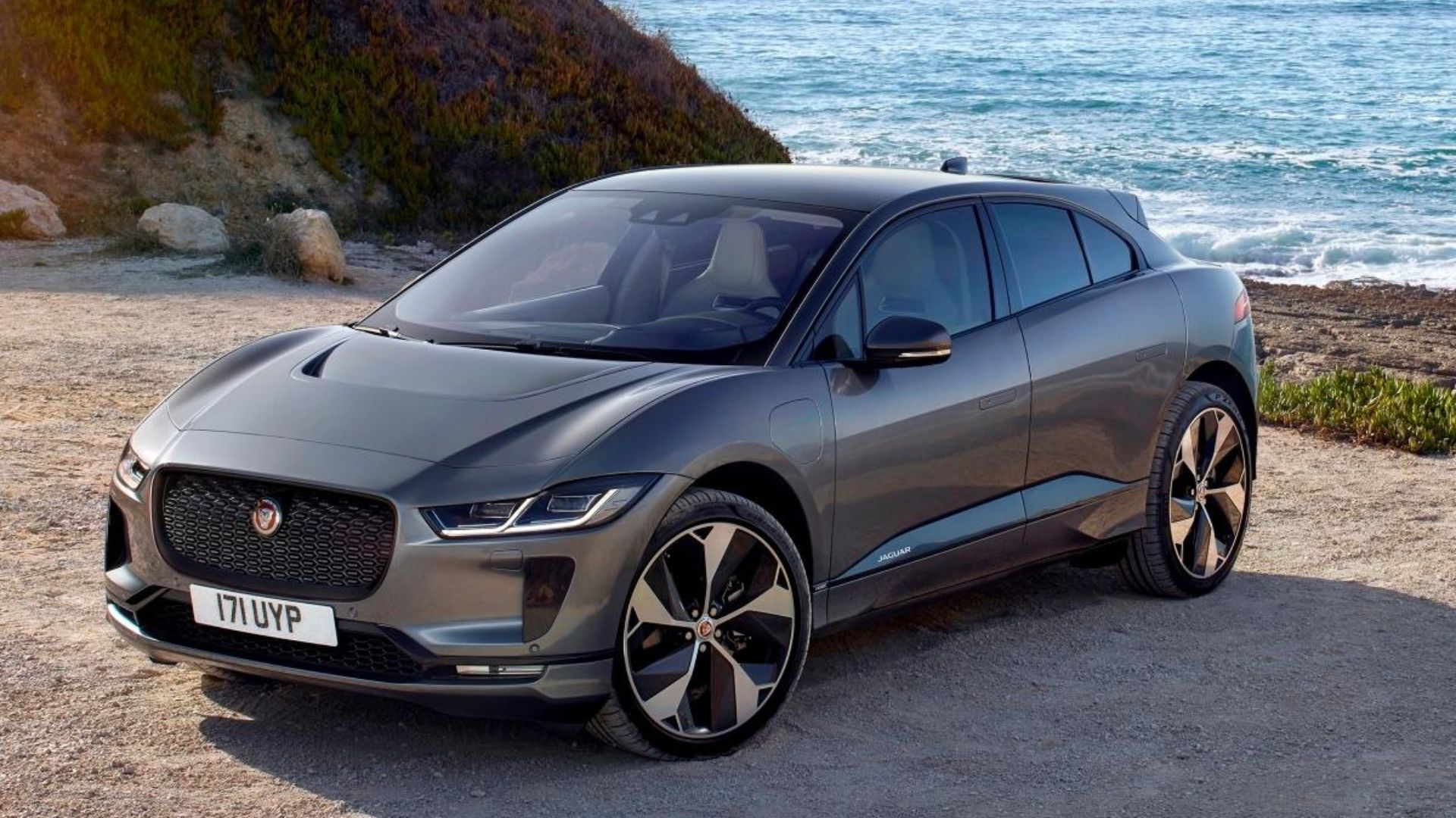 Taller coche eléctrico Jaguar I-PACE